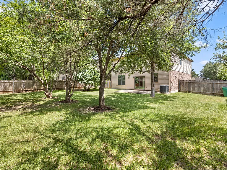 2101 Golden Arrow Ave — Photo 48