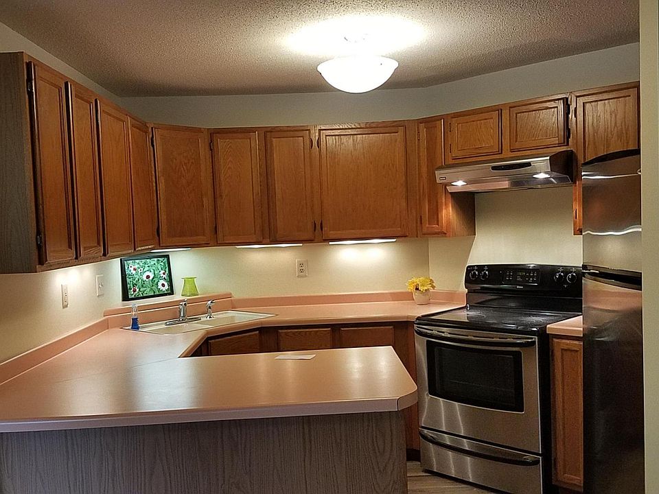 1st image of 1560 Wheelock Ln APT 103