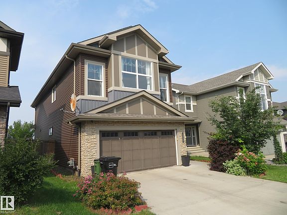 2nd image of 3233 Winspear Cres SW