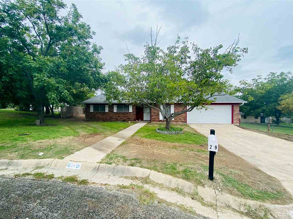 1st image of 29 Snell Dr