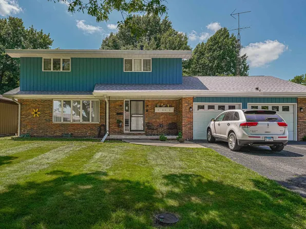 412 N Belmont St, Mount Pulaski, IL 62548