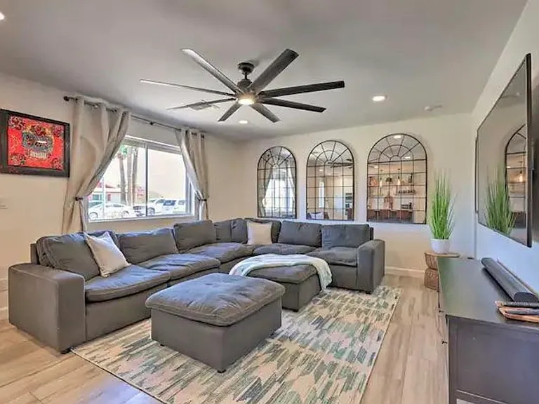 2169 E Broadmor Dr — Photo 3