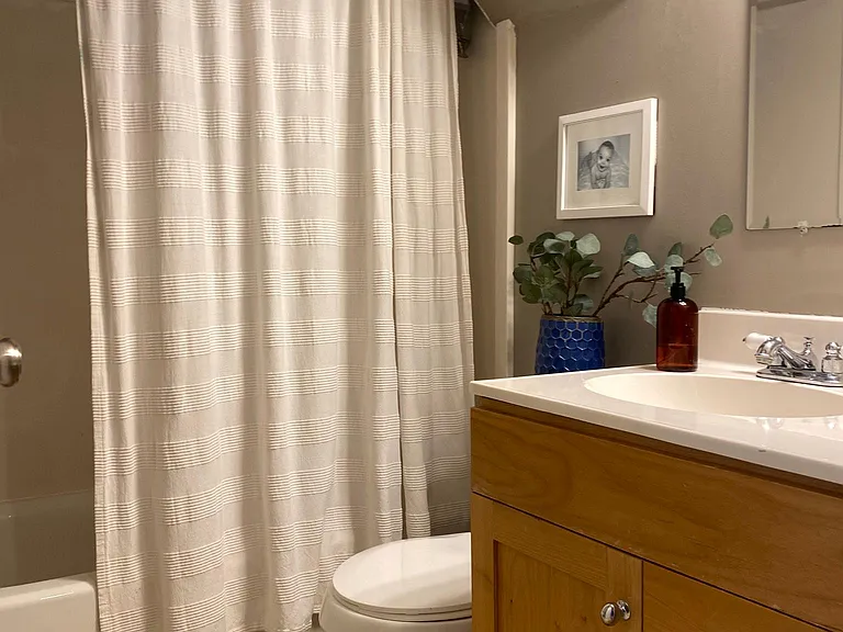 2516 E Elm Ave — Photo 9