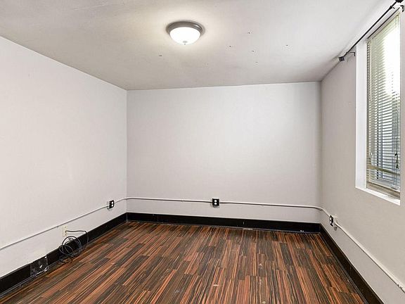 5th image of 3116 Harriet Ave #1
