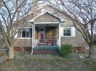 44 Horseshoe Dr, Altoona, PA 16601