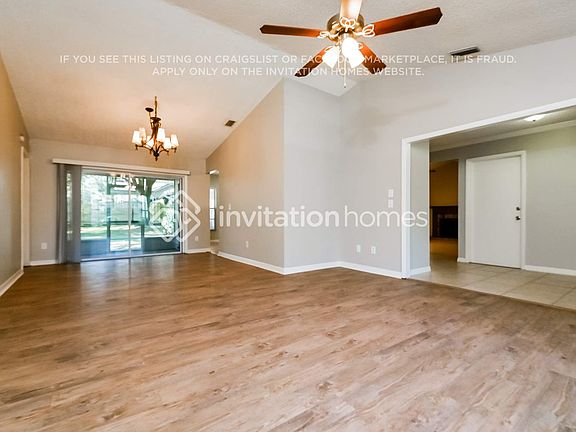 4th image of 1427 Clarion Dr