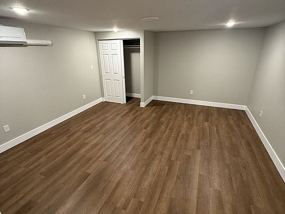 3rd image of 622 7th St #C