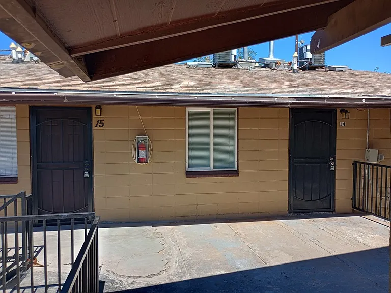401 N D St #15 — Photo 15