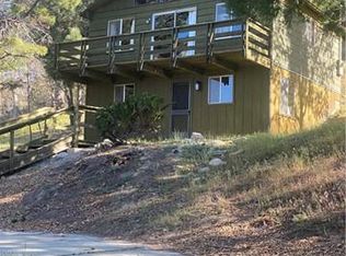 75 Park Dr, Running Springs, CA 92382