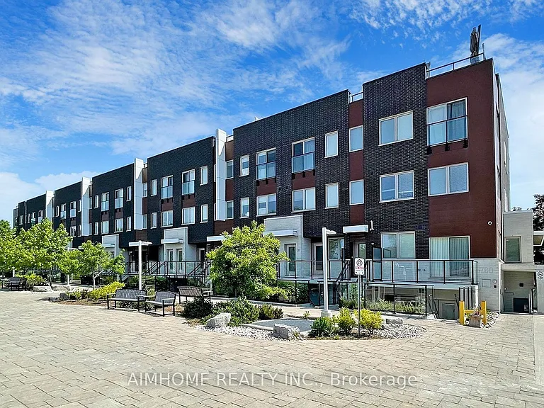 780 Sheppard Ave E #28 — Photo 2