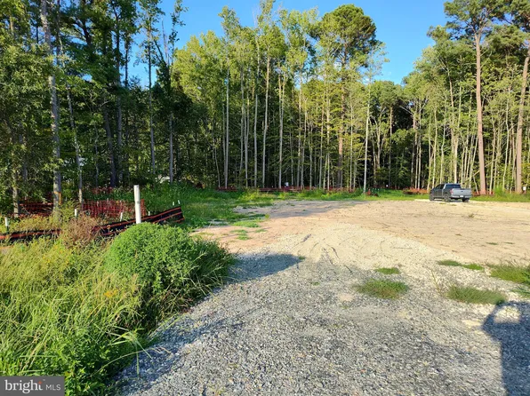 141 Sawmill Ln, Grasonville, MD 21638