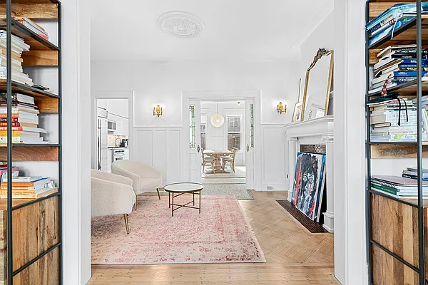 Sold by Compass | media 5