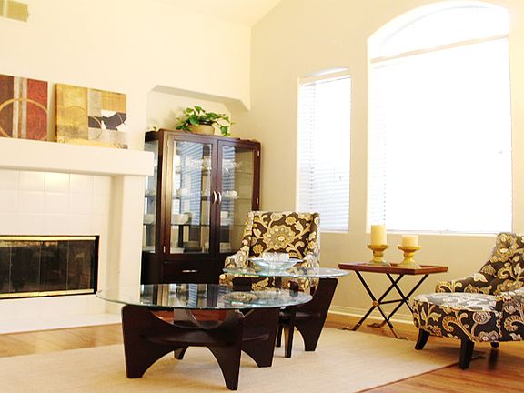 2nd image of 1000 Royal Oaks Dr #A