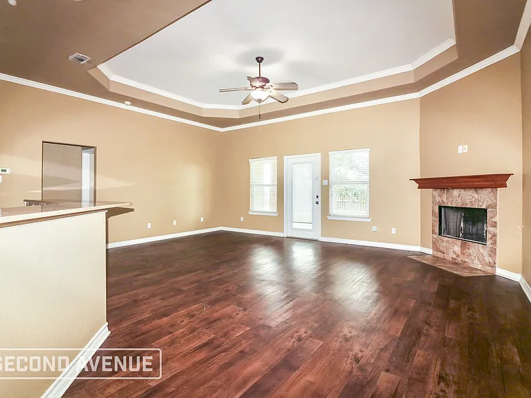 217 Palmer Dr — Photo 3