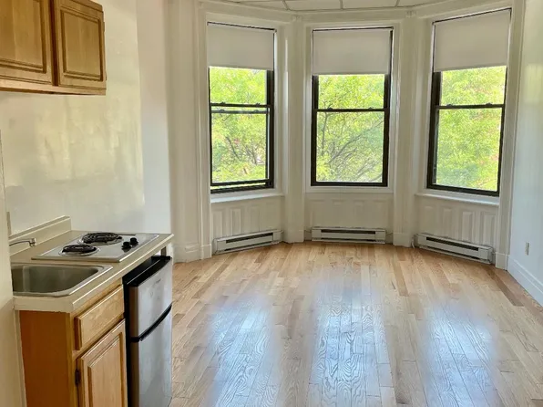 248 Newbury St APT 4, Boston, MA 02116