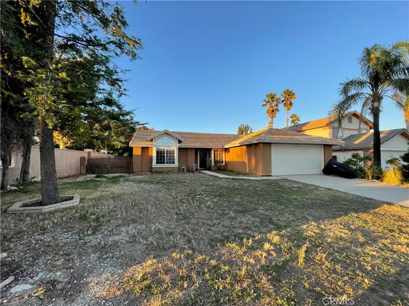 2694 W Sunrise Dr, Rialto, CA 92377