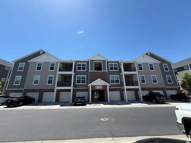 2162 W Main St #204 — Photo 1