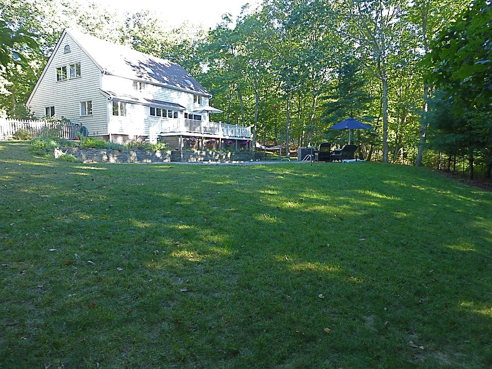 1st image of 11 Scrimshaw Dr