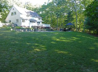 11 Scrimshaw Dr, Southampton, NY 11968