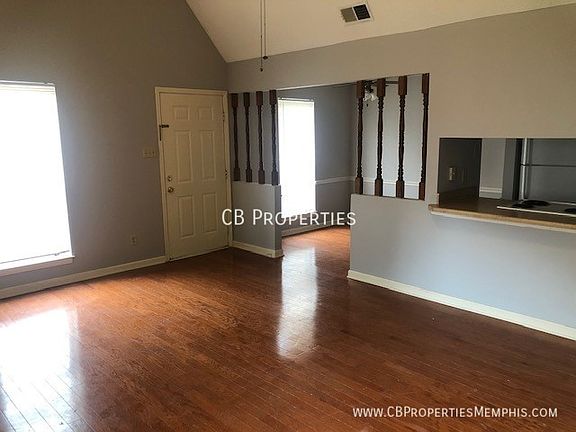 4th image of 2239 Birken Dr