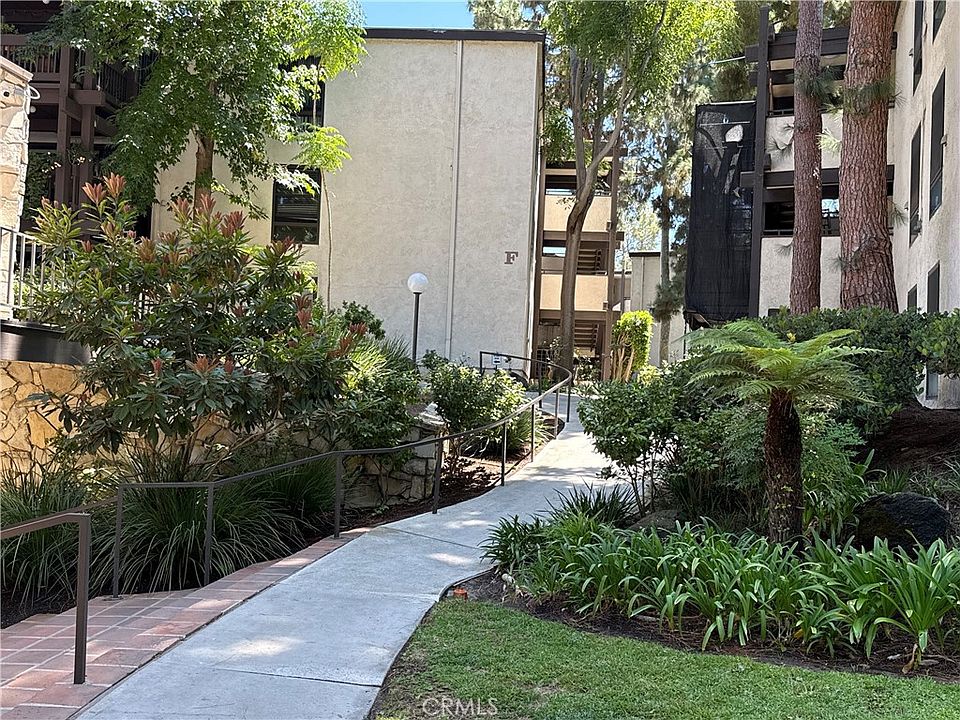 2nd image of 7765 W 91st A1126 Los #A1126