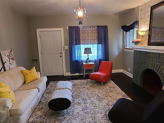 2nd image of 448 Almyra Ave