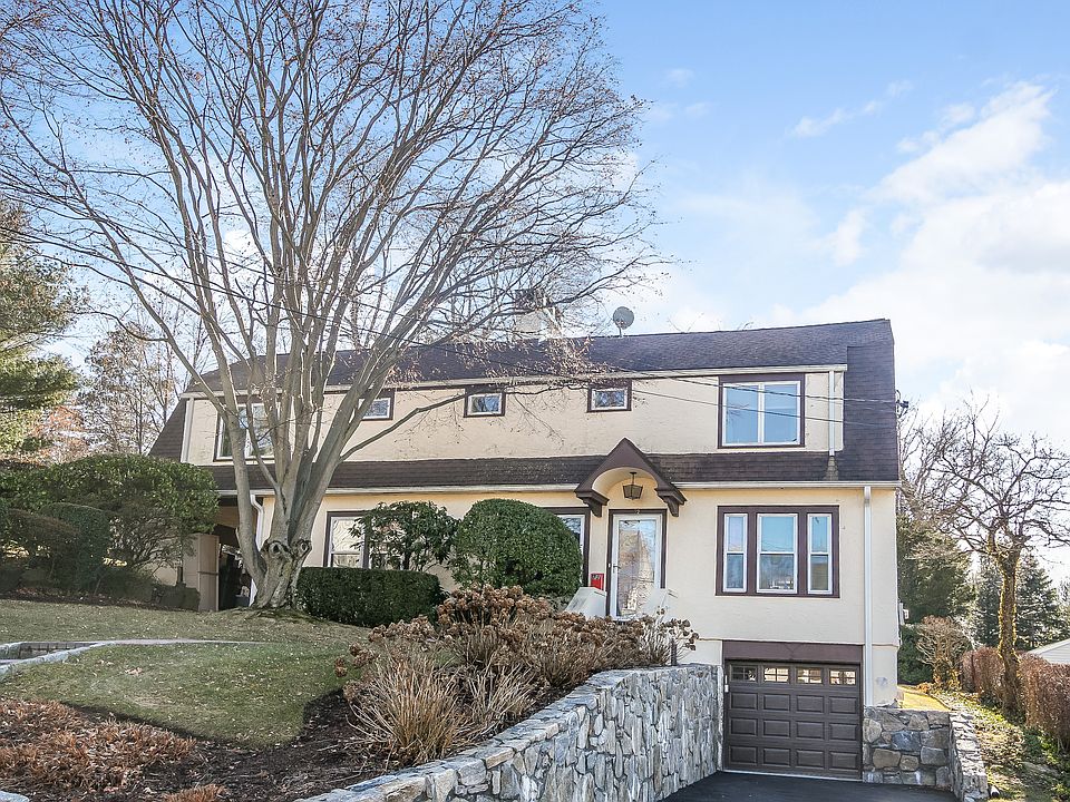 1st image of 72 Lawton Ave