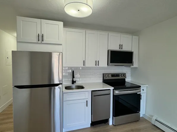 740 E 6th St #19, Boston, MA 02127