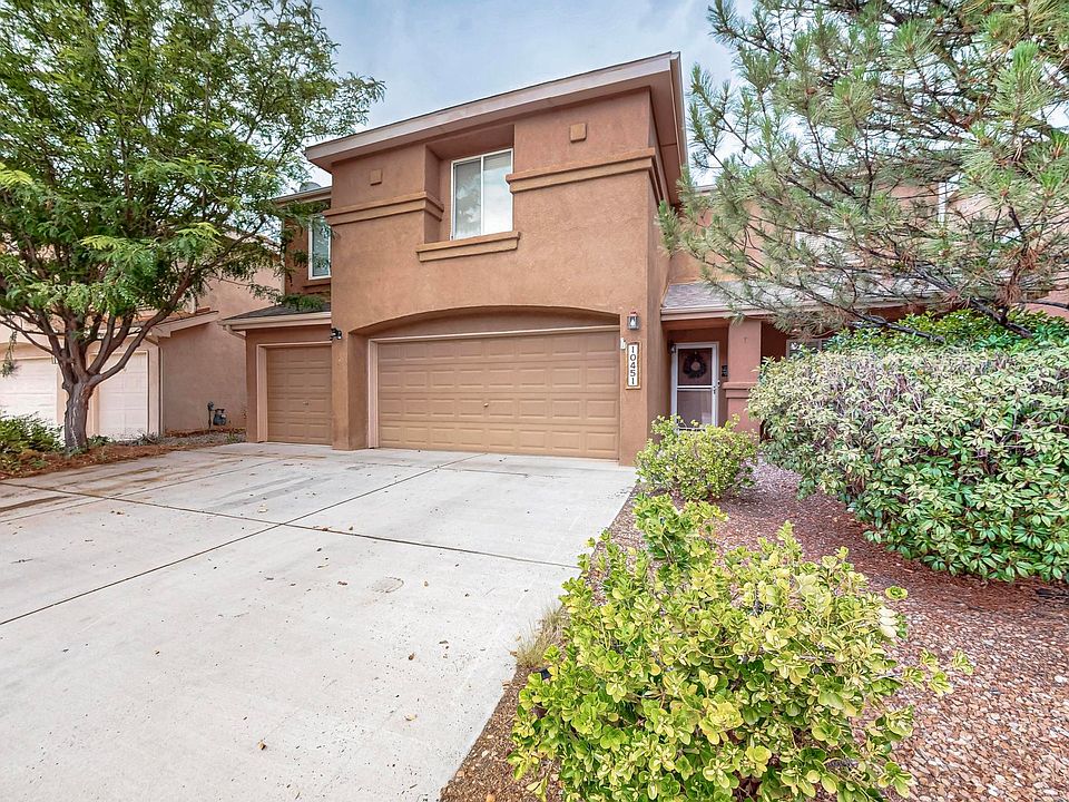 1st image of 10451 Calle Leon NW