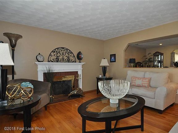 4th image of 54 Seabrook Dr