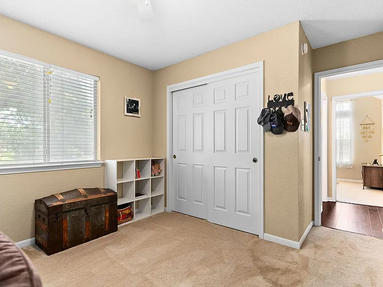 804 Woodhollow Dr — Photo 10