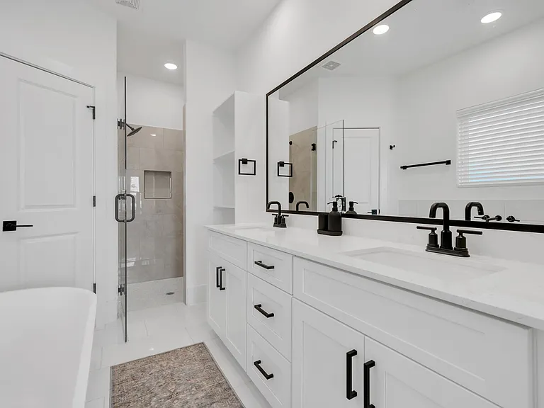 3417 Yellowstone Blvd #4 — Photo 16