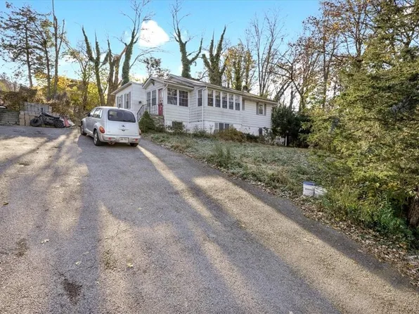 13 Sunrise Trail, Monroe, NY 10950