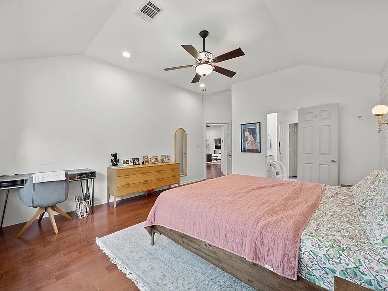 15609 Royal Dublin Dr — Photo 22