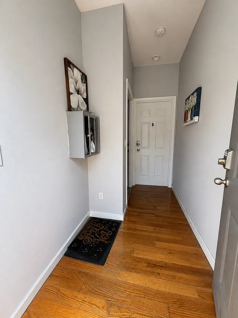 1725 W. Berks Street — Photo 3
