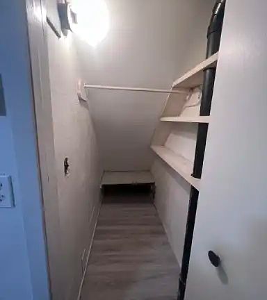 4th image of 227 William St #5