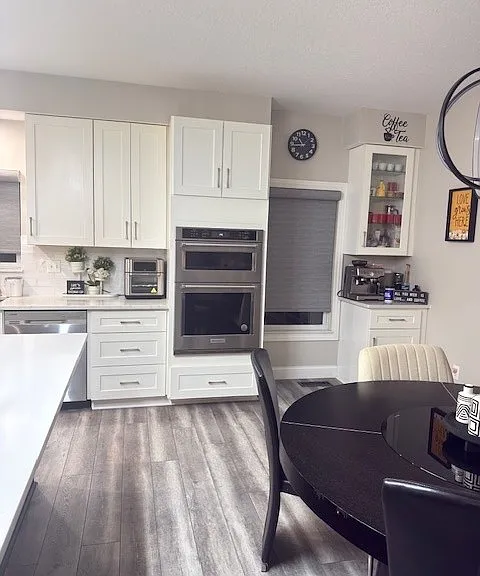 6704 Burnside Ln — Photo 10