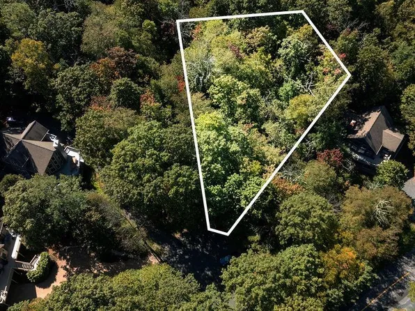 12 Dripping Rock Ln, Roseland, VA 22967