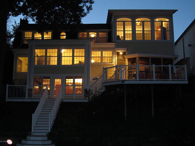 1st image of 121 Sunnyside Dr