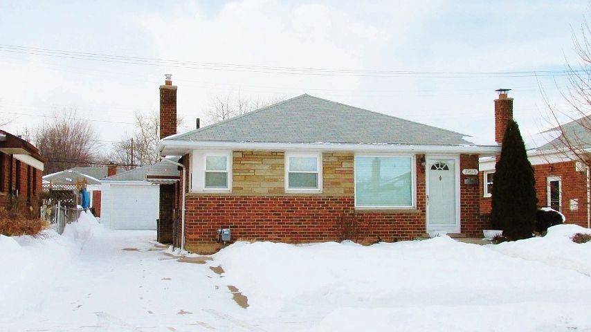 1st image of 29617 Taylor St