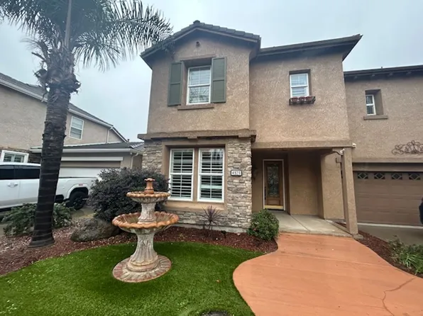 4929 W Pianosa Ave, Visalia, CA 93291