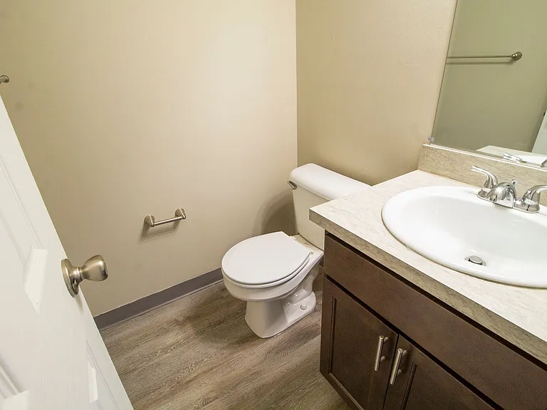 Meadowfield Townhomes — Photo 10