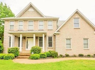 901 W Point Cv, Hermitage, TN 37076