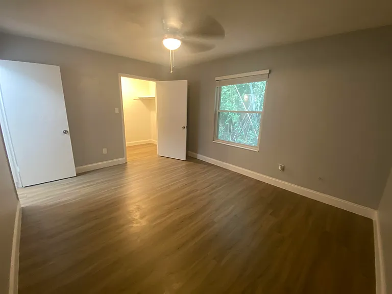1530 Live Oak Dr #D4 — Photo 18