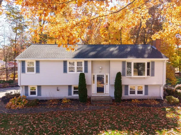 67 Woodhaven Rd, Holden, MA 01520