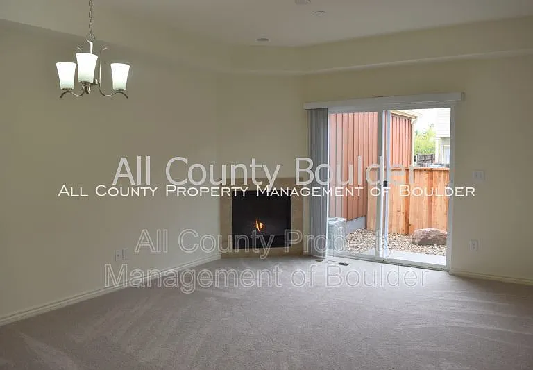 1305 Kestrel Ln #B — Photo 7