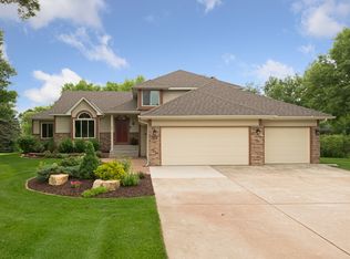 6396 Deerwood Ln, Lino Lakes, MN 55014