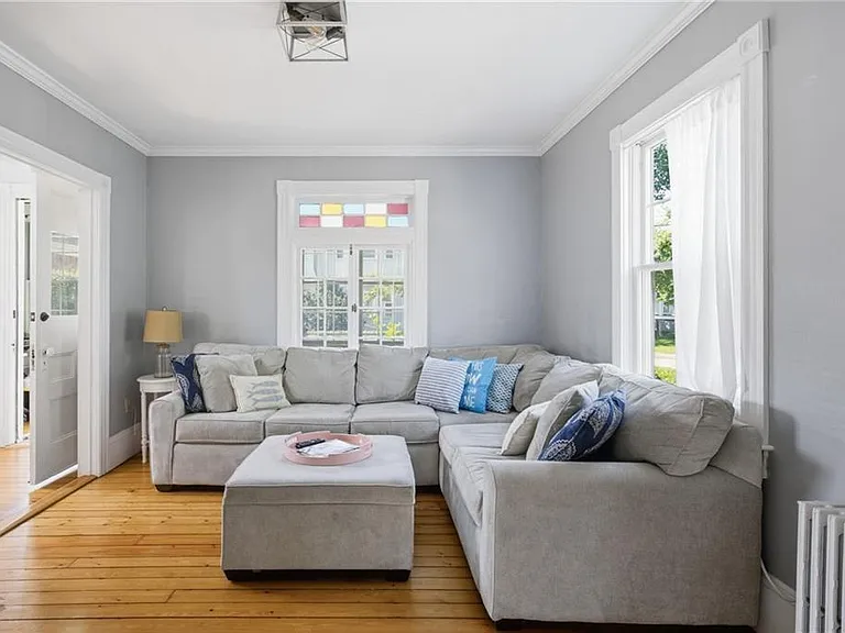 40 W Narragansett Ave — Photo 9