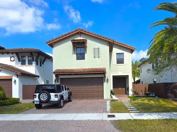 10255 NW 86th St, Doral, FL 33178