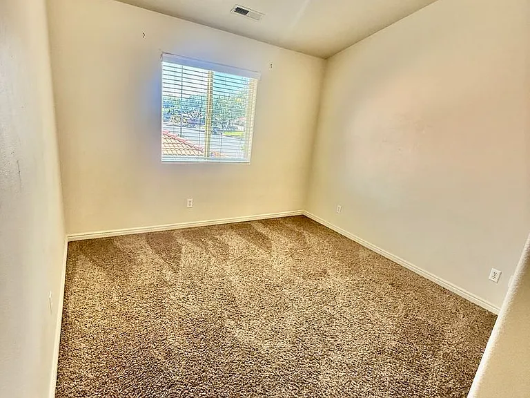 640 N 2720 E #1 — Photo 14